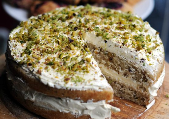 pistachio cardamom cake